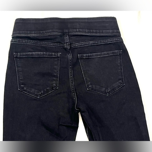 Old Navy Women's Black Mid-Rise Jegging Stretch Waist Size 6 SHORT Jeans - Picture 12 of 15